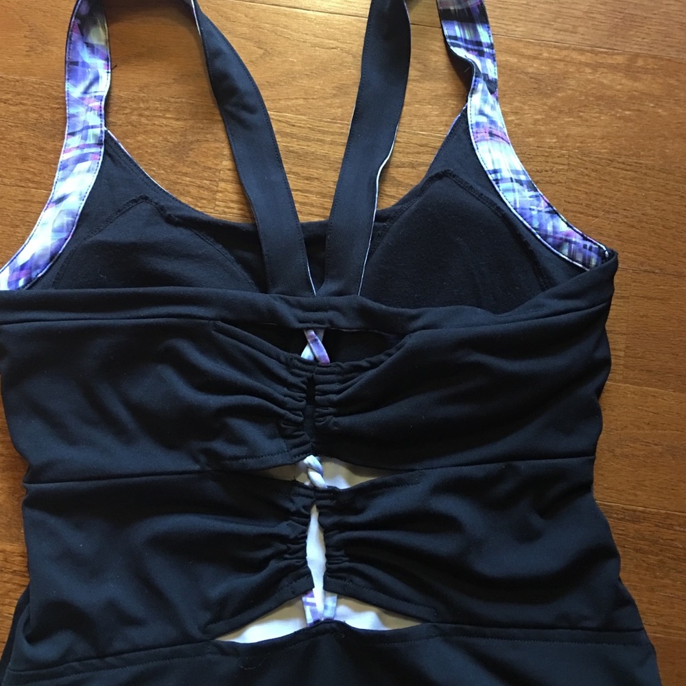 workout top - Picture 2 of 4